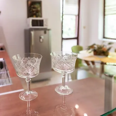公寓 Spacious 2br In The Center 瓦爾納