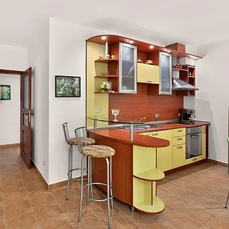 Spacious 2br In The Center Appartement Varna