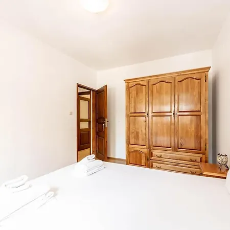 Spacious 2br In The Center 公寓 瓦爾納