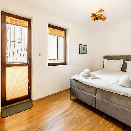 公寓 Spacious 2br In The Center