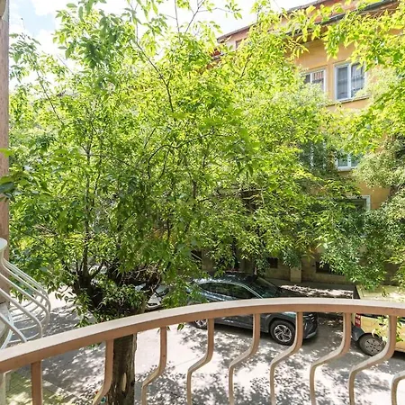 Spacious 2br In The Center 公寓 瓦爾納